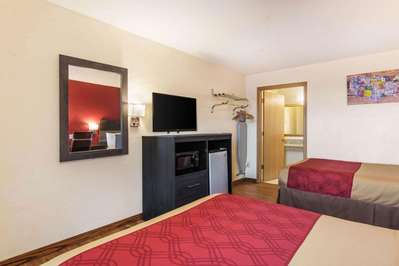Econo Lodge Cloverdale Exterior foto